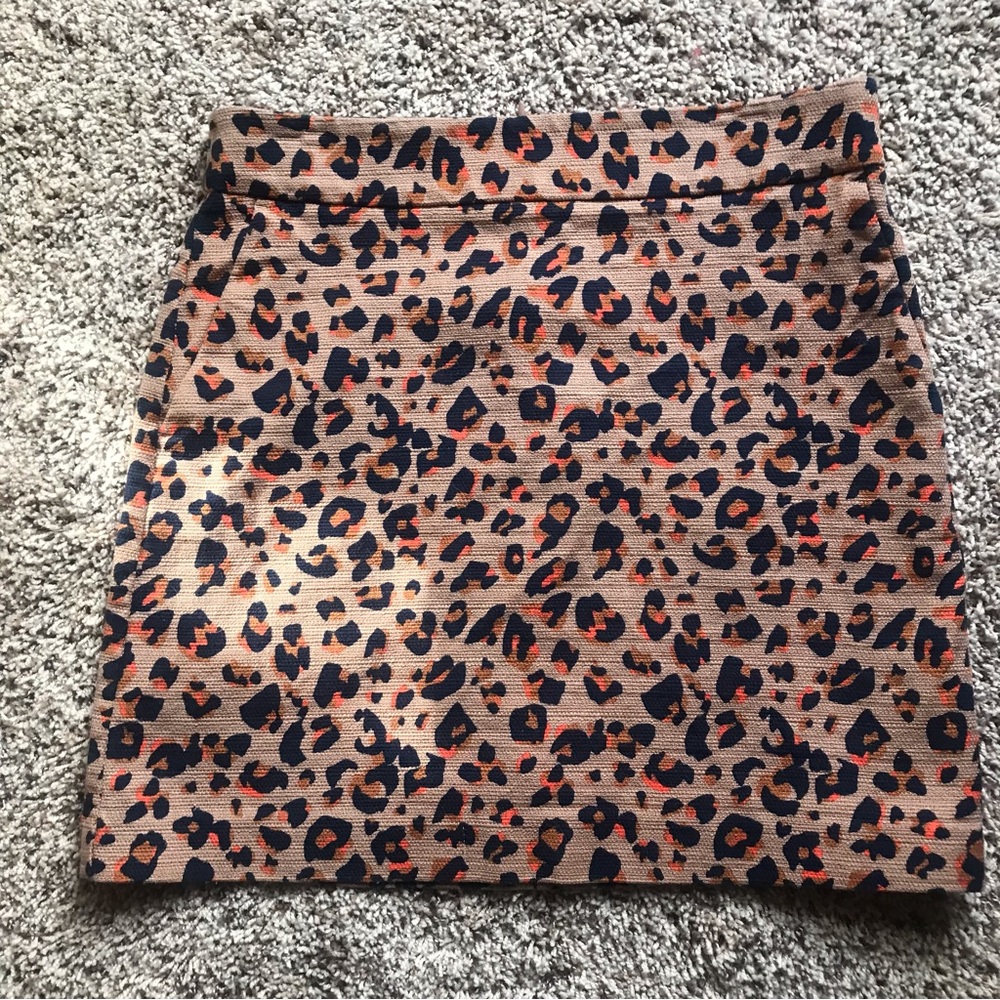 Loft Outlet Leopard Print Pencil Skirt Size 10